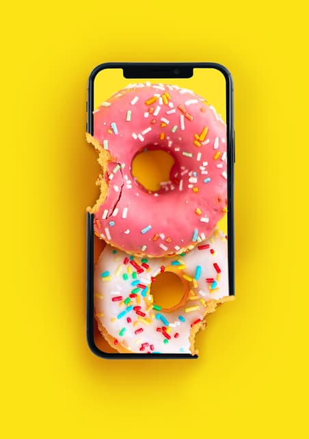 Smartphone donut croqué
